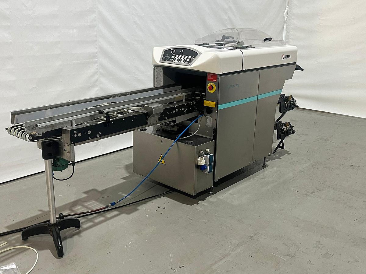 Gebruikt 2005 Ulma Super-Chik 45 automatische strechfolie verpakkingsmachine