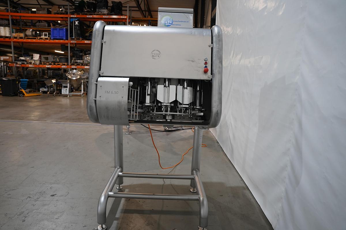 Gebruikt 2010 Foodmate ontbeenmachine