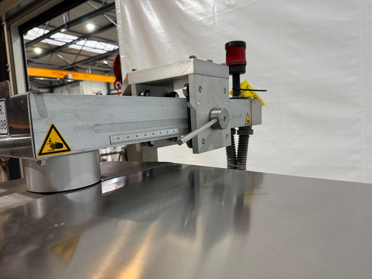 Gebruikt Bizerba Etiketeer- en weegmachine, GLM-I40