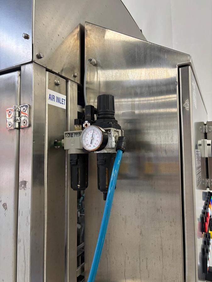 Gebruikt 2022 PND  Aardbeiensnijder type, De-clayx machine