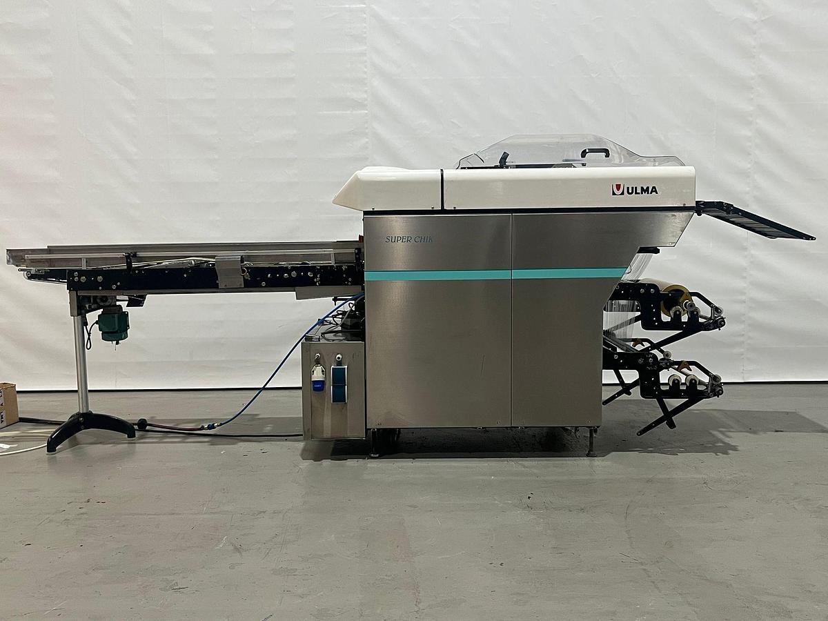 Gebruikt 2005 Ulma Super-Chik 45 automatische strechfolie verpakkingsmachine