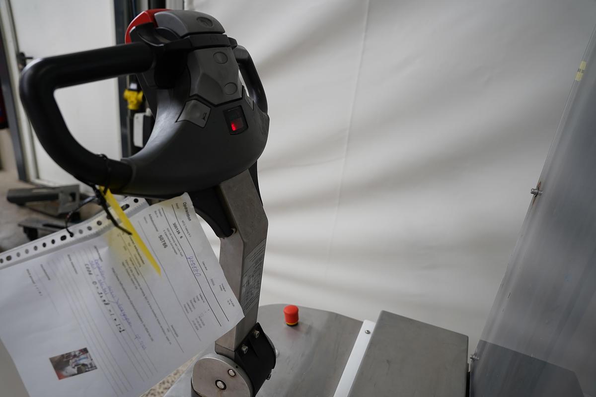 Gebruikt 2011 BT RVS elektrische stapelaar