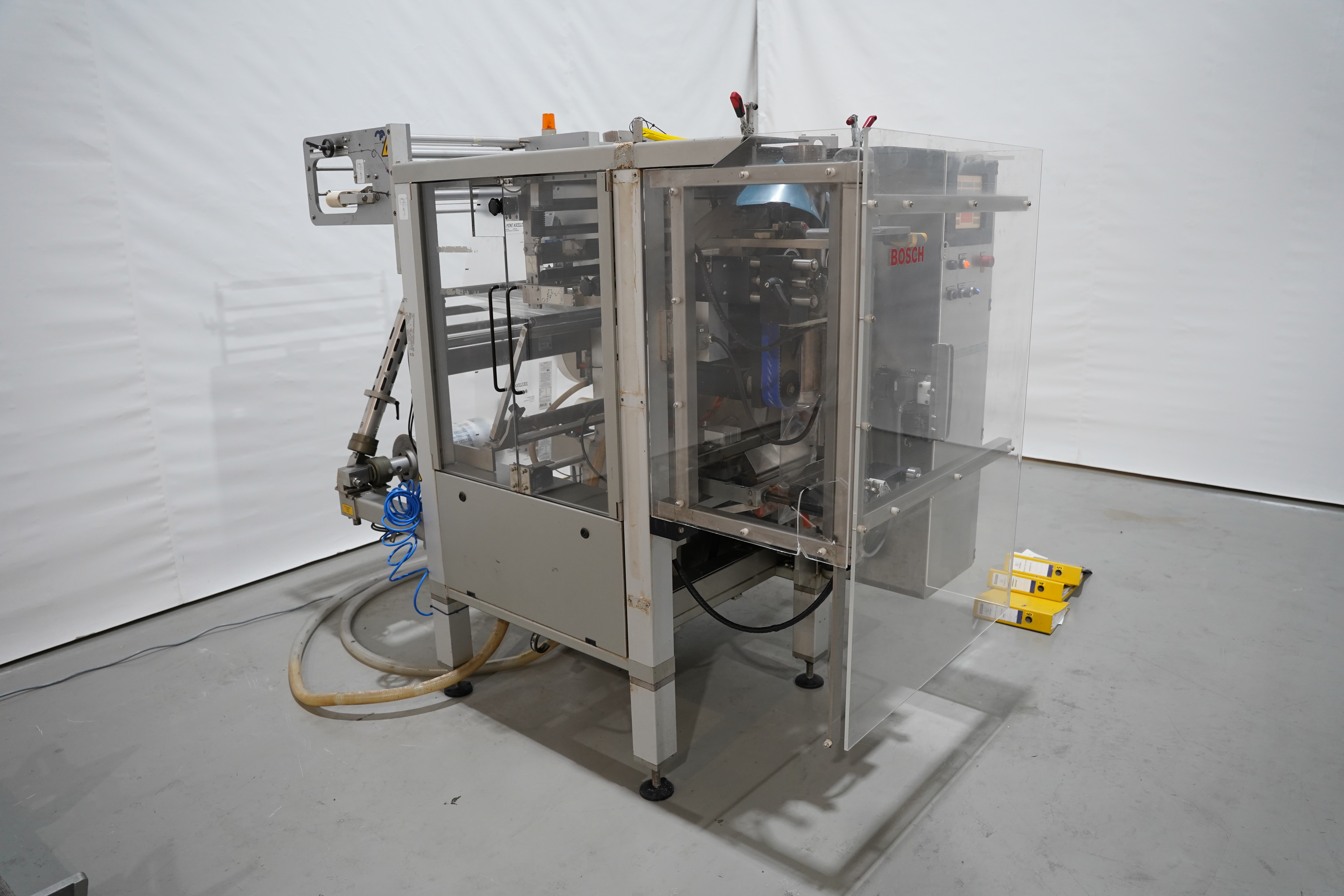Gebruikt 1999 Bosch SVK 2500 A verticale verpakkingsmachine
