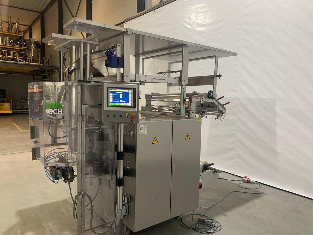 Used 2006 Innotech Verticale Verpakkingsmachine 3800 Revo S
