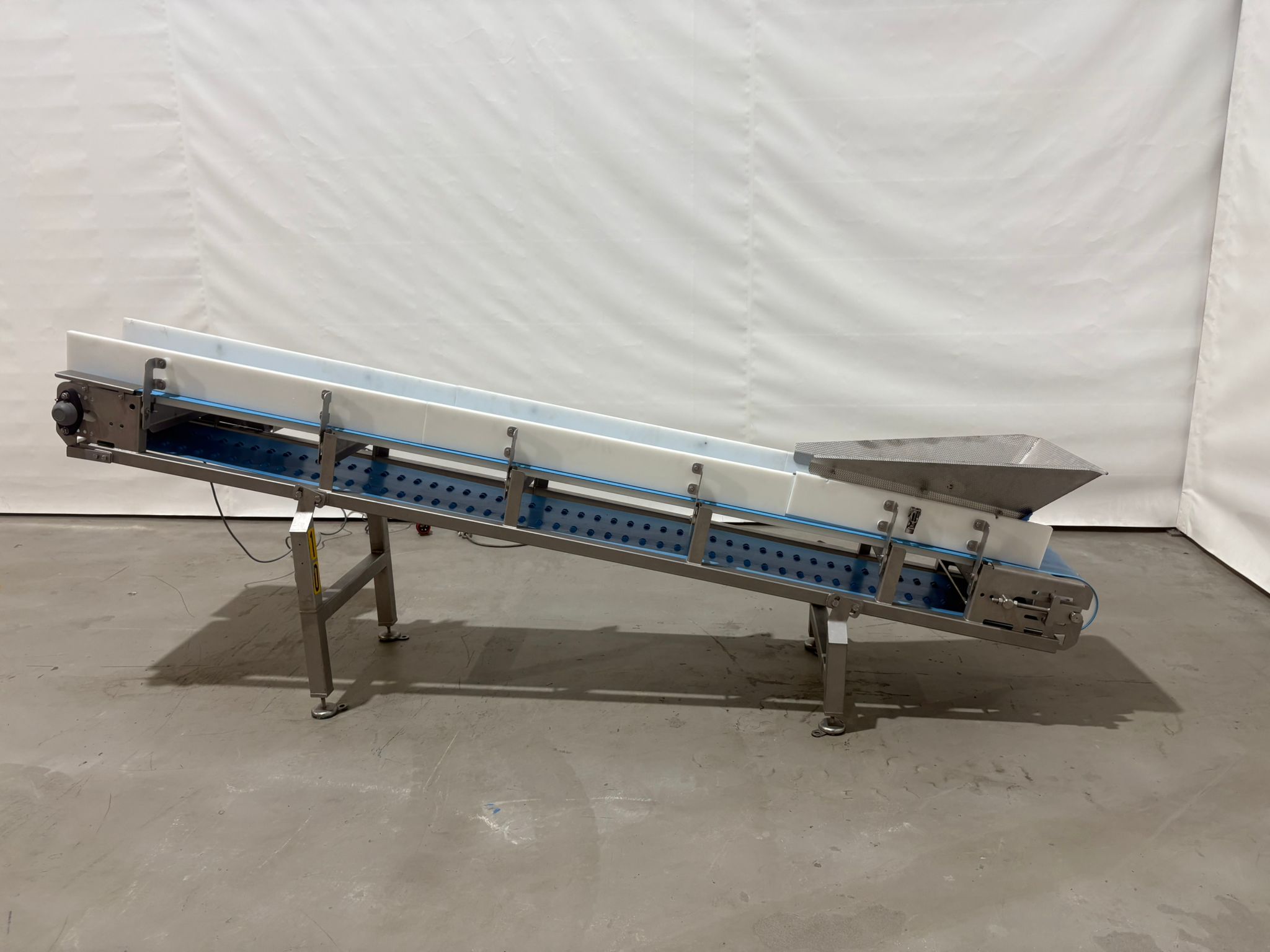 Gebruikt - Transportband invoerhoogte 730mm