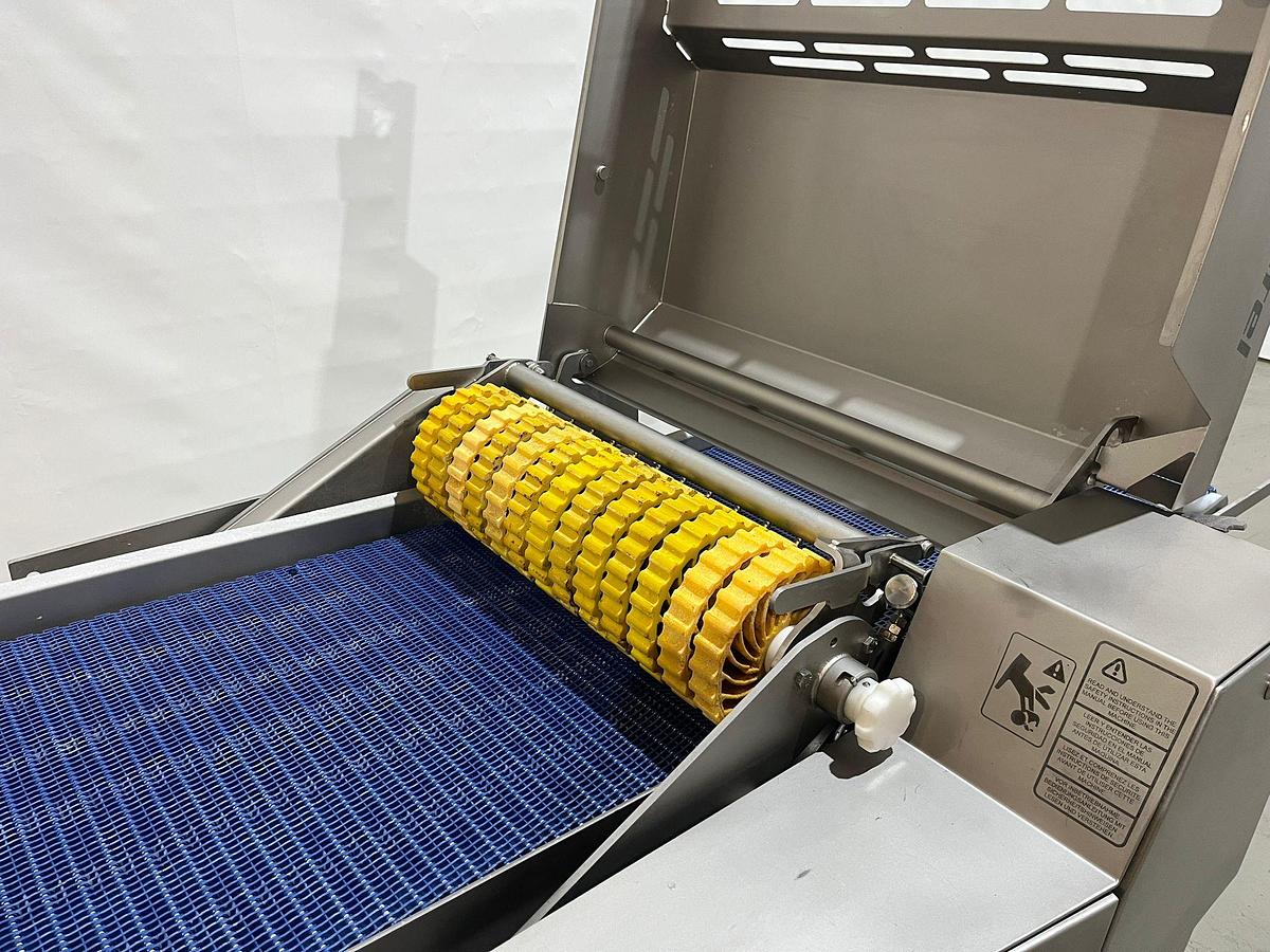 Gebruikt 2019 Marel Ontvelmachine,Type SK 15-320 20 INCH