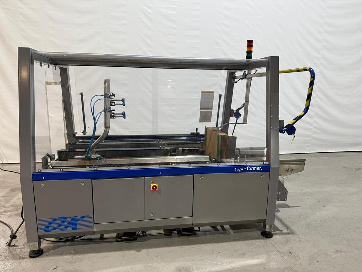 Gebruikt 2009 OK Packaging Systems B.V. Superformer-1 dozenmachine met tape