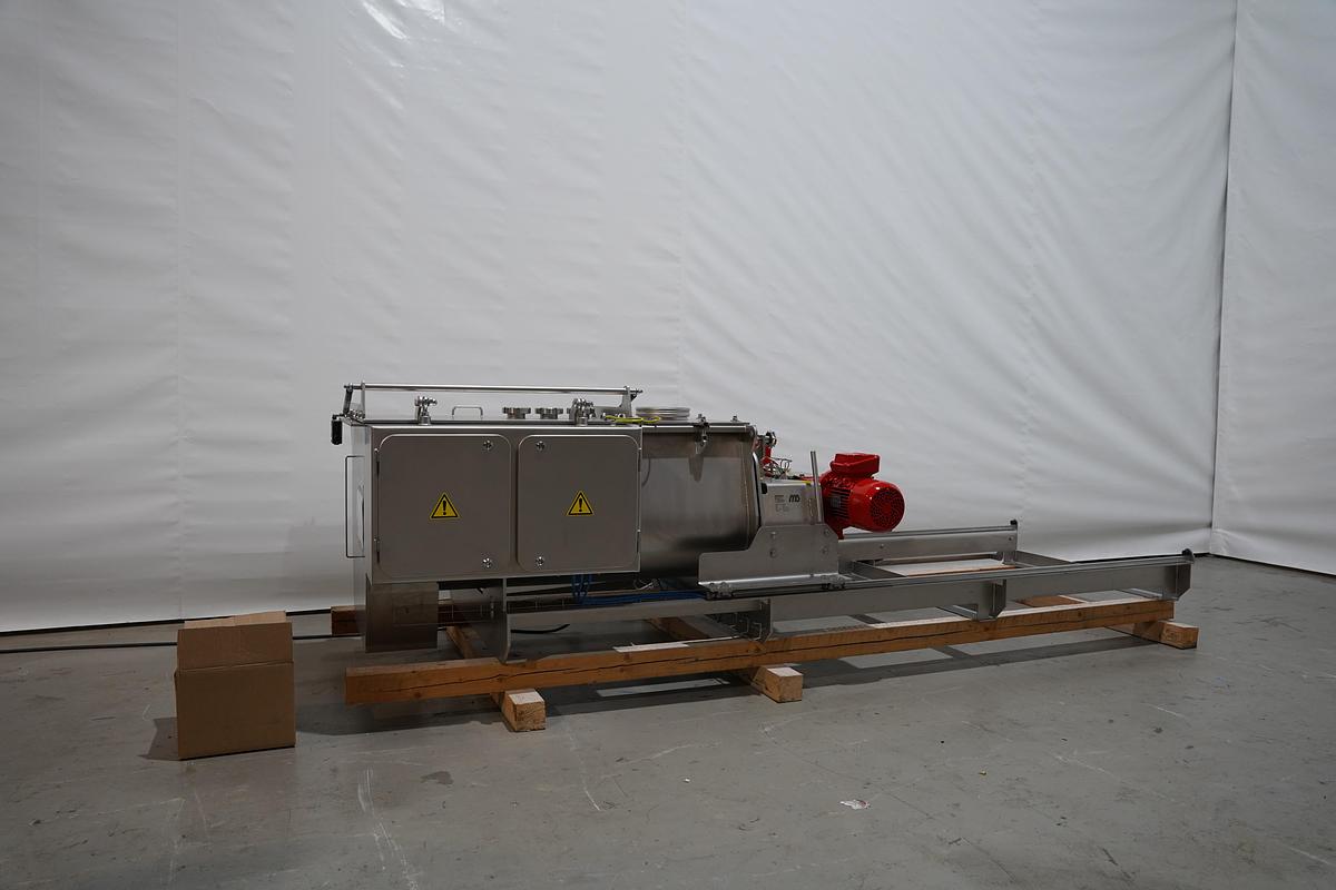 2020 Dinnissen Batch Menger, type 304-30-2x3