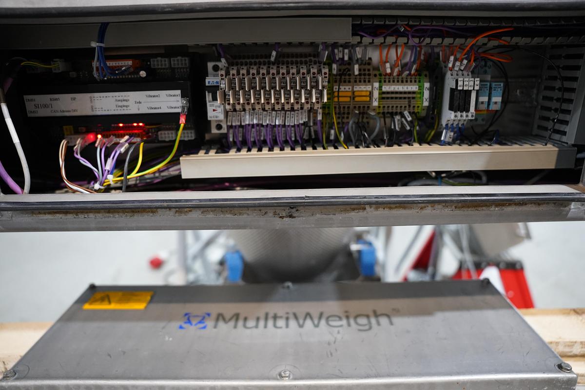 Gebruikt 2003 Multiweigh Multihead weger, type HDW 16-1.5-30kg