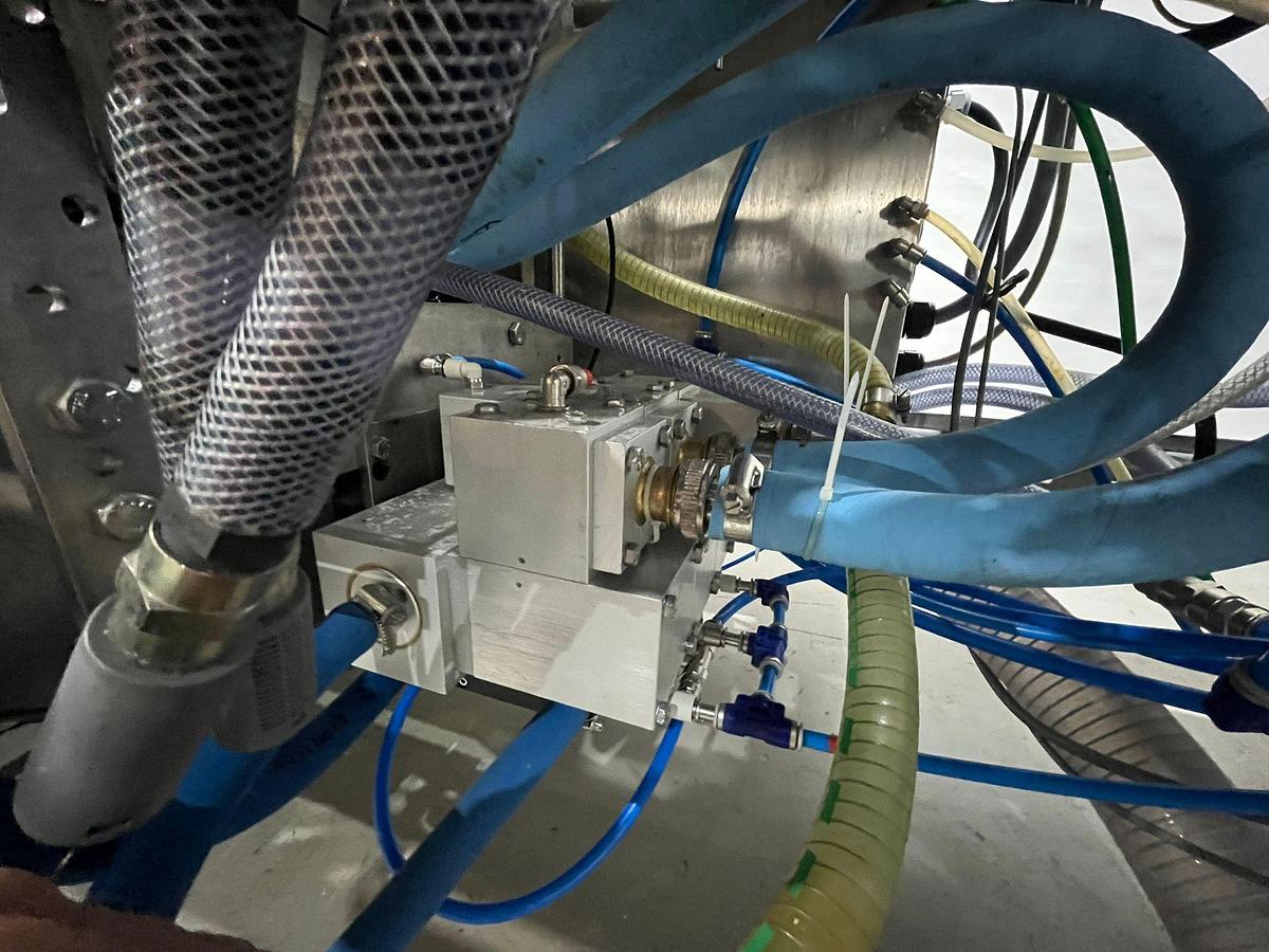 Gebruikt 2008 Multivac Dieptrekverpakkingsmachine R245