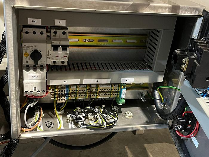 Used 2005 Safeline Metaaldetector/ detector (75479)