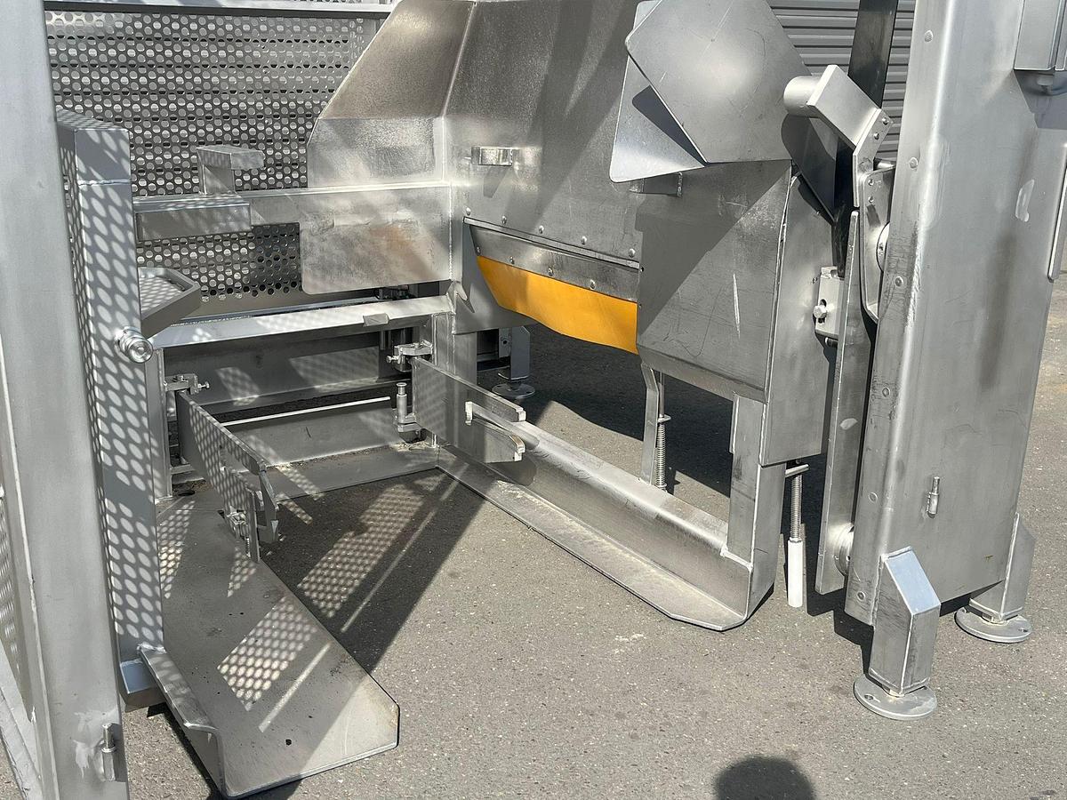 Gebruikt Bolt Dolaf lift/ Normwagen lift