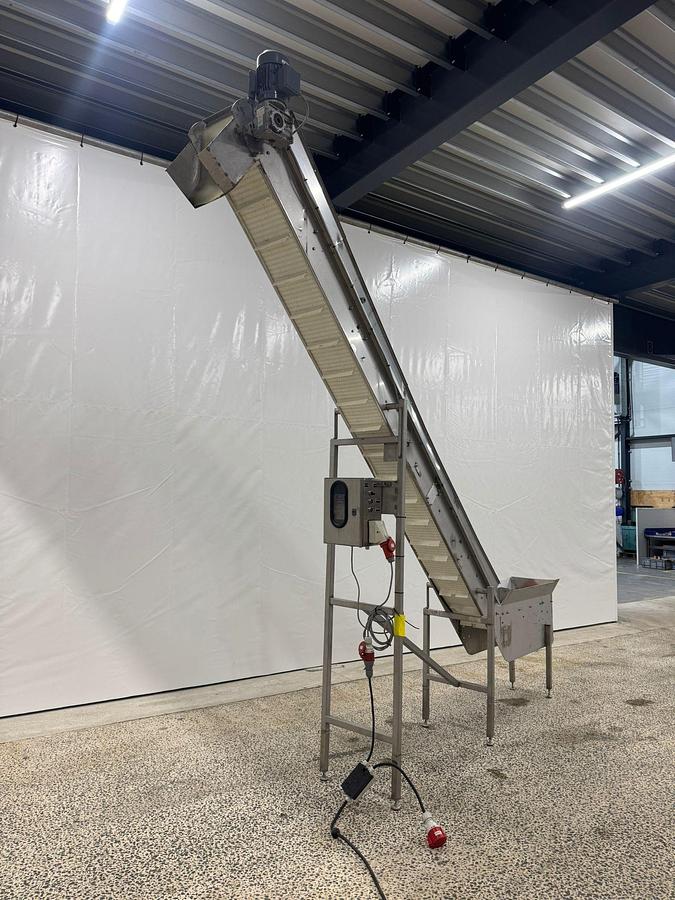 Gebruikt NN Opvoerband