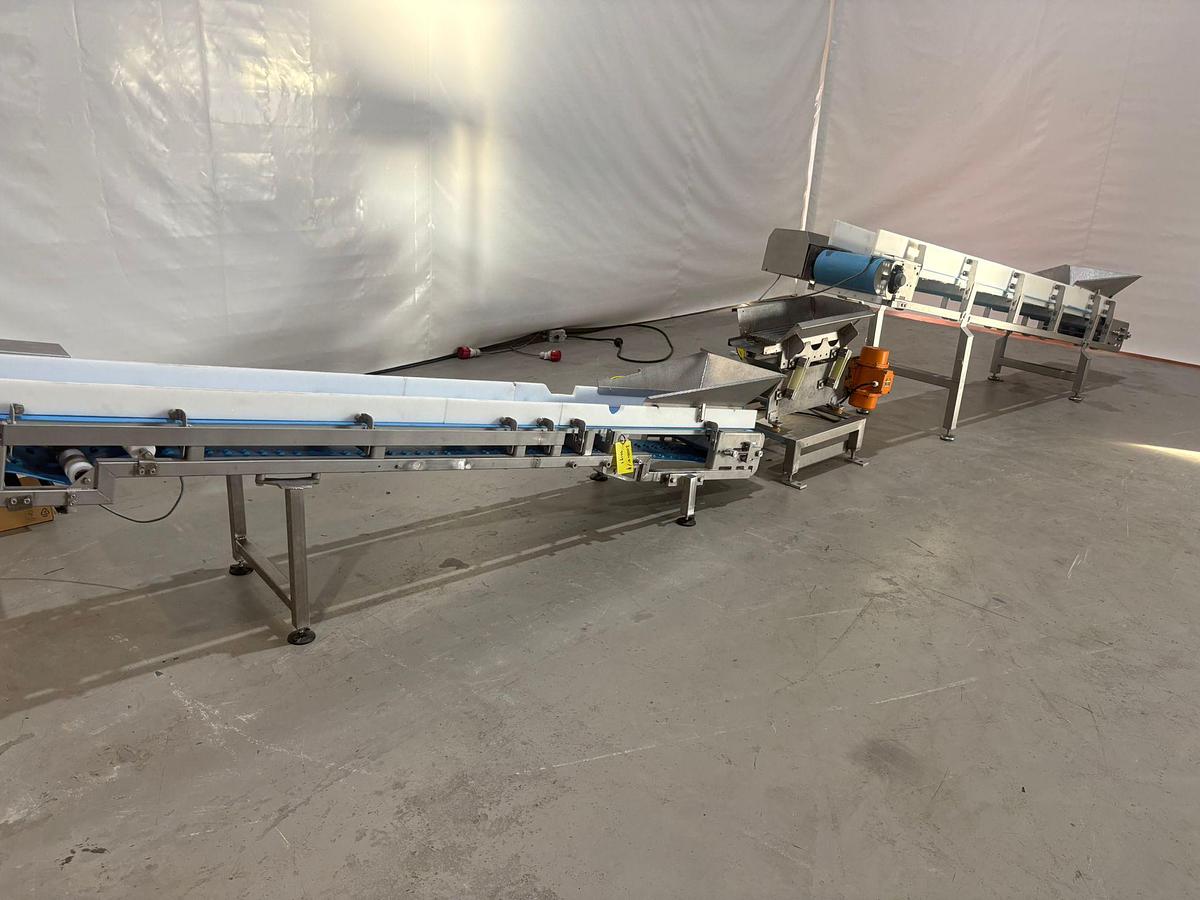 Gebruikt - 2x Transportband met invoertriller