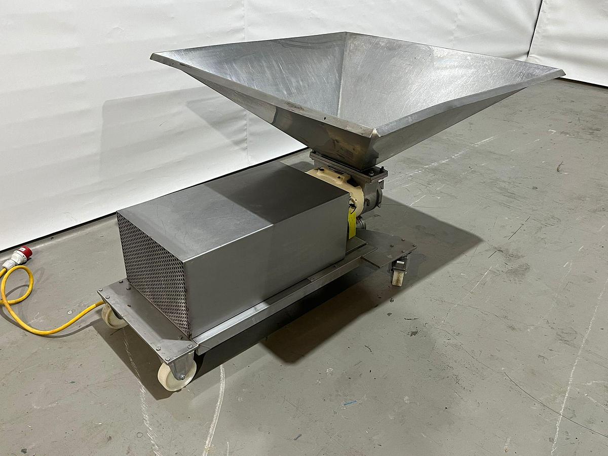 Gebruikt 2003 Waukesha Cherry - Burell Mobiele pomp, type 134