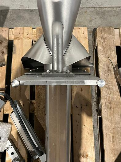 Used 1998 UVA-Butler Verpakkingsmachine, But 2-320