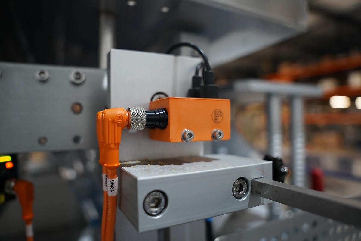 Gebruikt 2017 Innotech  Verticale verpak en sealmachine 2500 REVO E