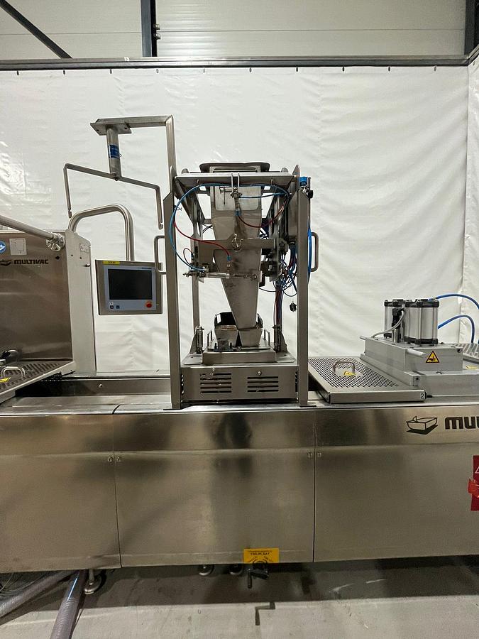 Gebruikt 2008 Multivac Dieptrekverpakkingsmachine R245