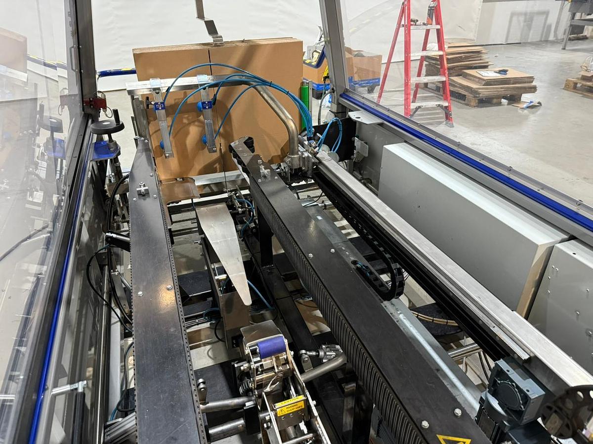 Gebruikt 2006 OK Packaging Systems B.V. Superformer-1 dozenmachine met tape