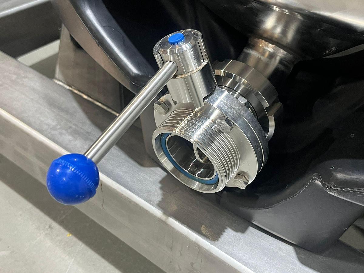 Gebruikt 2019 Inox Behalter GMBH RVS Tank/tank met roerwerk