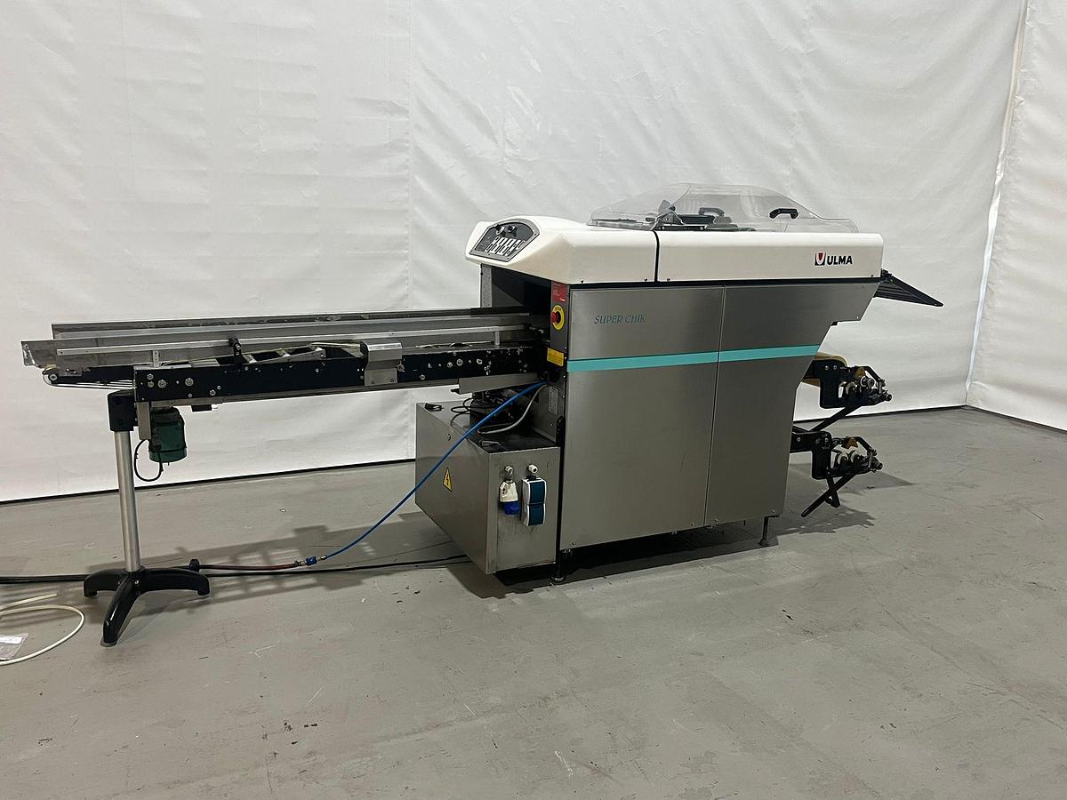 Gebruikt 2005 Ulma Super-Chik 45 automatische strechfolie verpakkingsmachine