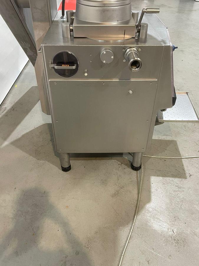 Used Handtmann Vacuümvuller, VF300B