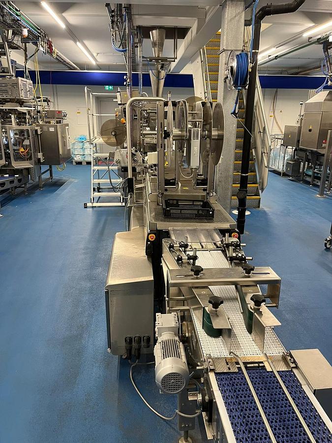 Gebruikt 2008 Multivac Dieptrekverpakkingsmachine R245