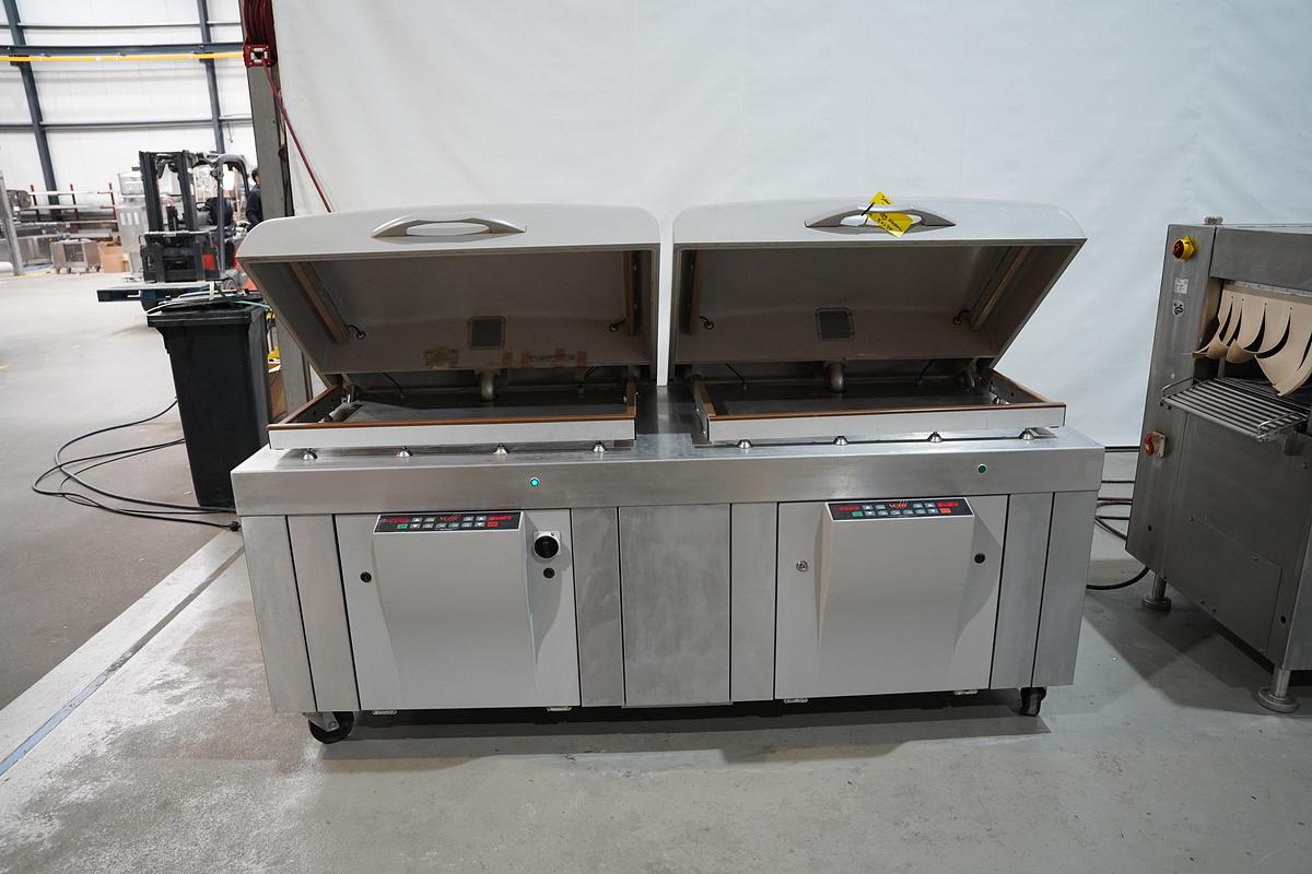 Gebruikt VC999 Dubbele vacuümmachine met diptank K12A