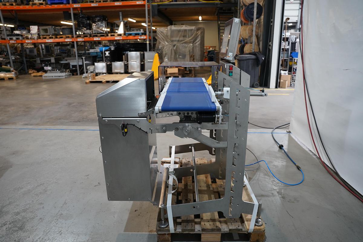 Gebruikt 2019 Espera Checkweger met uitstoter