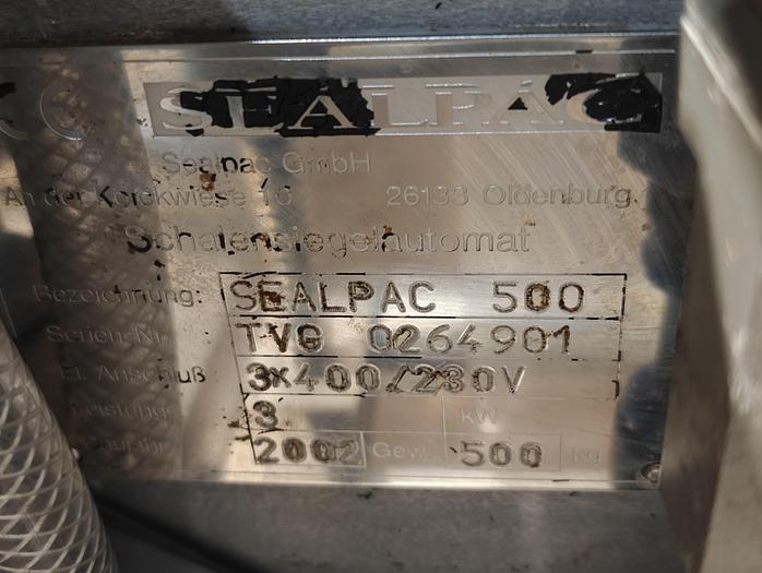 Used 2002 Sealpac Automatic tray sealing machine, 500