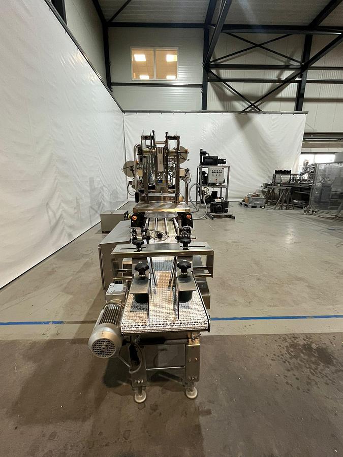 Gebruikt 2008 Multivac Dieptrekverpakkingsmachine R245