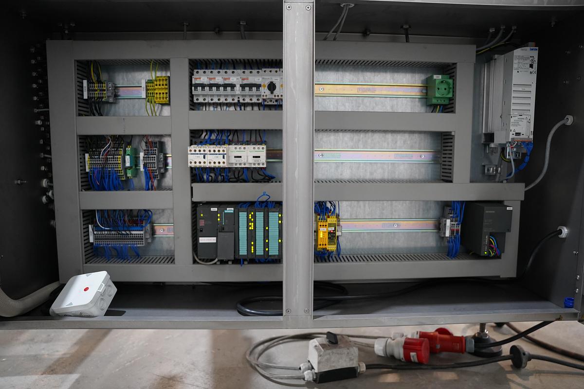 Gebruikt 2003 Hendriks Horizontale Deelmachine