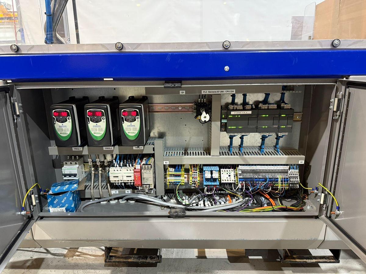 Gebruikt 2010 OK Packaging Systems B.V. Superformer-1 dozenmachine met tape