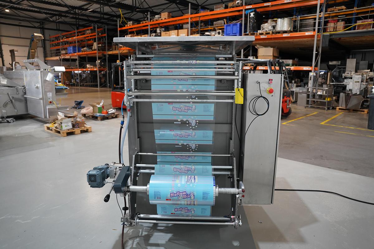 Gebruikt 2005 Wolf-Valmartin verticale verpakkingsmachine