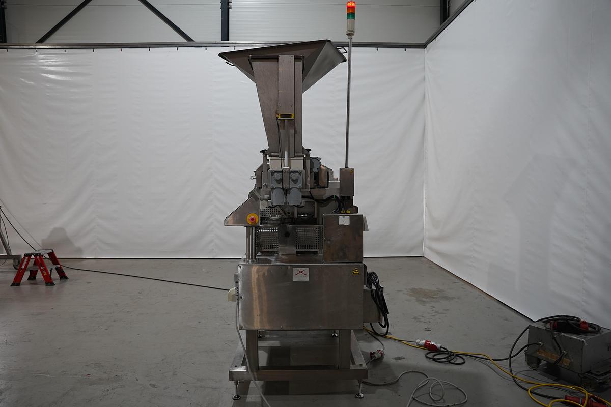 Gebruikt 2006 Rheon vormmachine met bebloeming