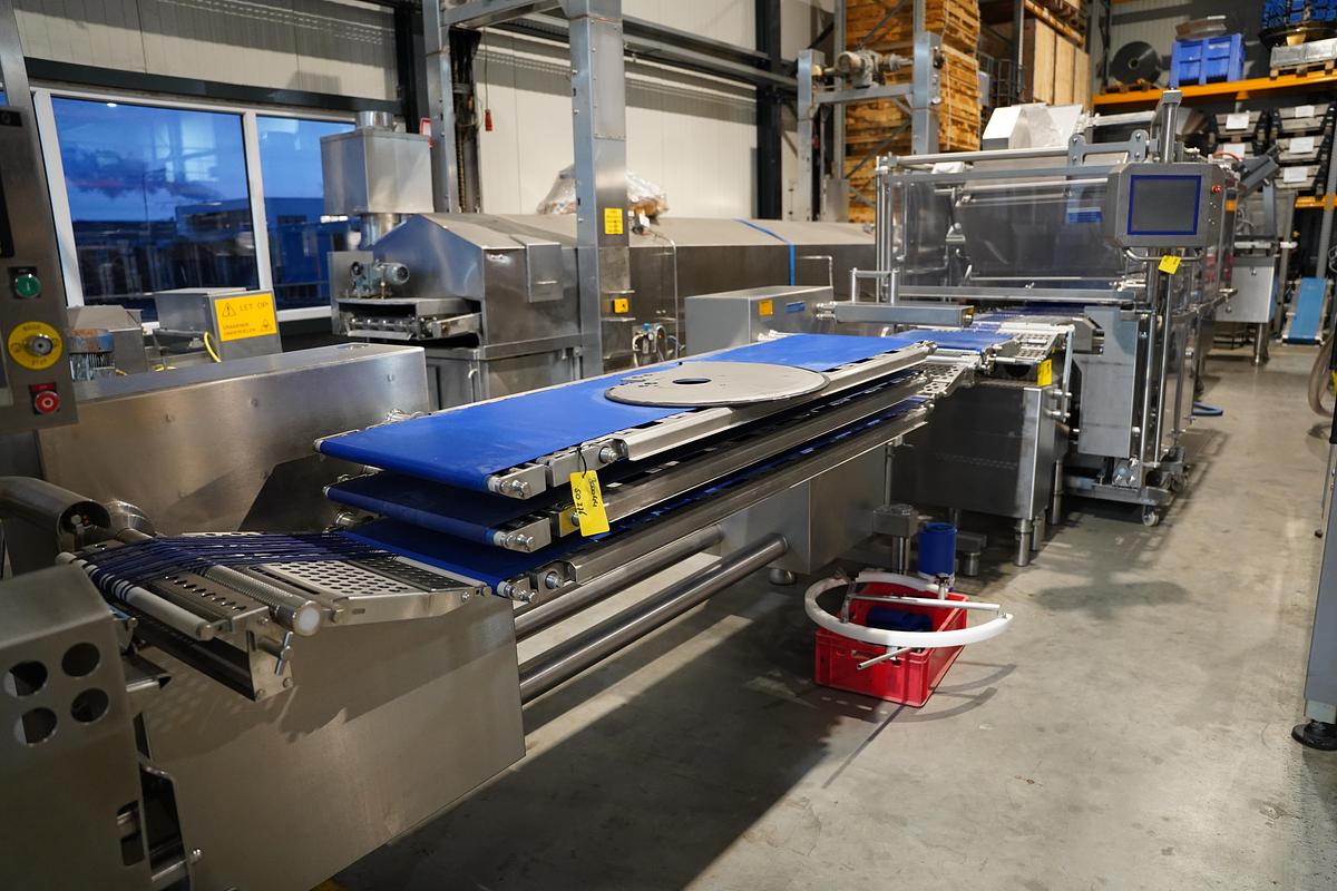 Gebruikt 2011 BG PACK Spa  revolver flow packline type BG2800 EWL220-LEFT