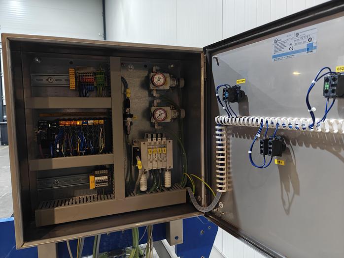 Used 2012 Sealpac Traysealer A5