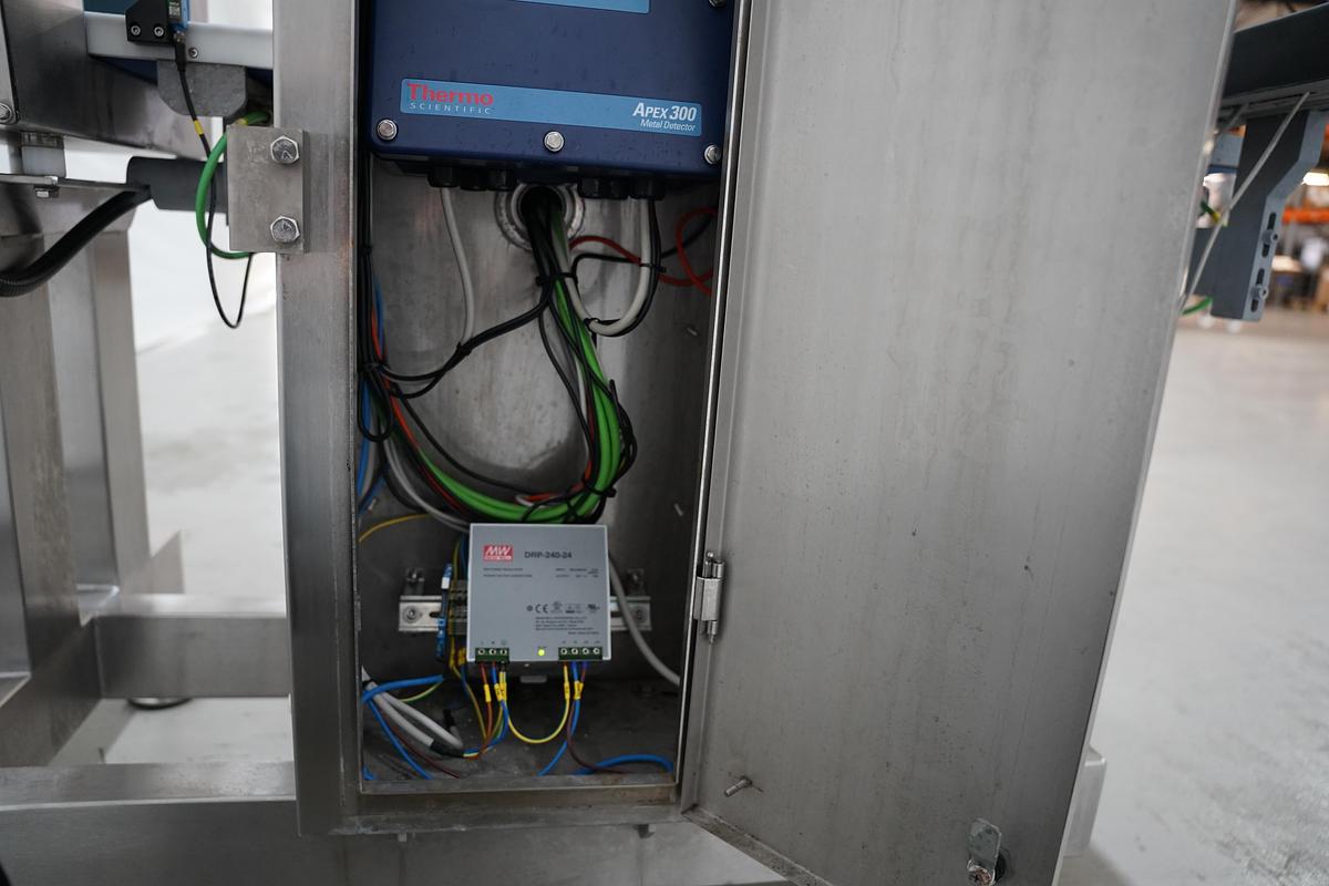 Gebruikt 2020 PEN-TEC metaaldetector/checkweger