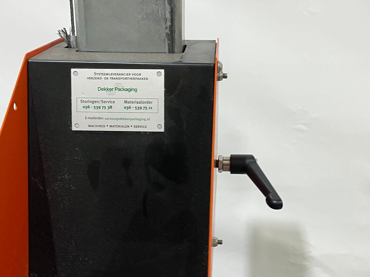 Used 2007 Soco System Taper/ tapemachine/ dozensluiter, type: T-10