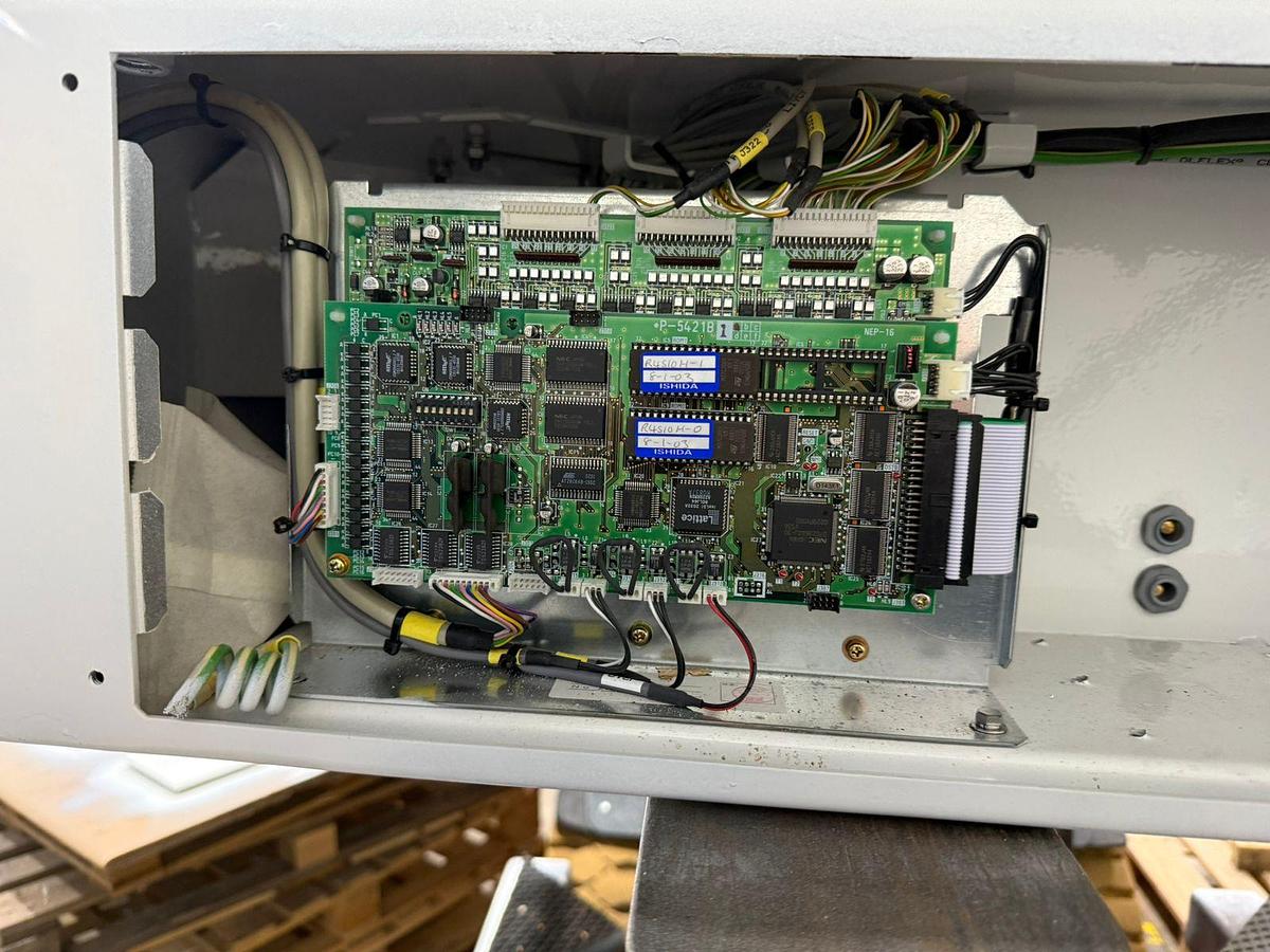 Gebruikt 2003 Ishida Multihead weger, CCW-EM-210/30