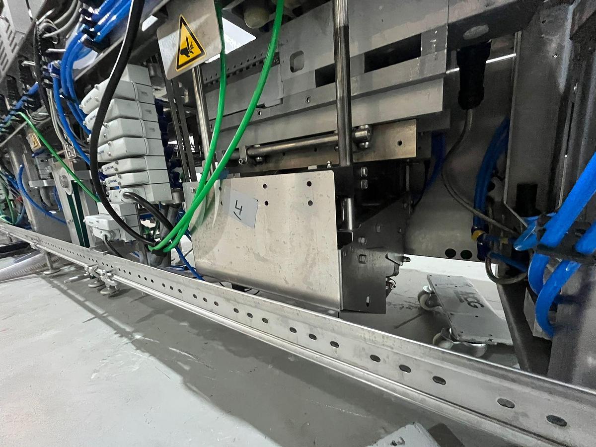 Gebruikt 2008 Multivac Dieptrekverpakkingsmachine R245