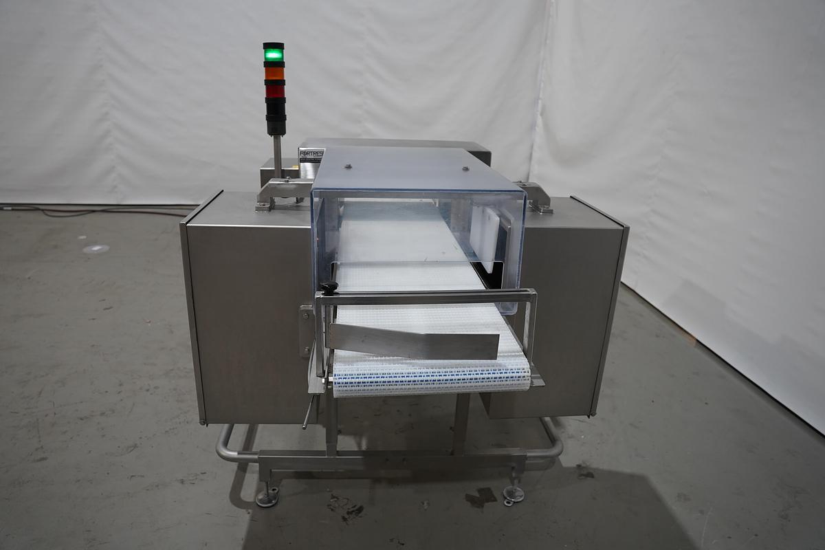 Gebruikt 2014 Fortress Metaaldetector