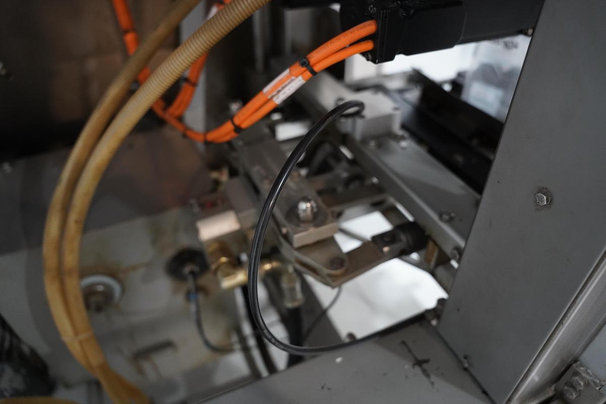 Gebruikt 1999 Bosch SVK 2500 A verticale verpakkingsmachine