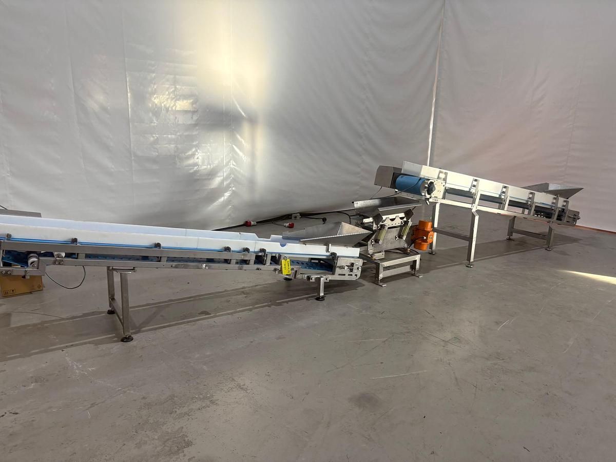 Gebruikt - 2x Transportband met invoertriller