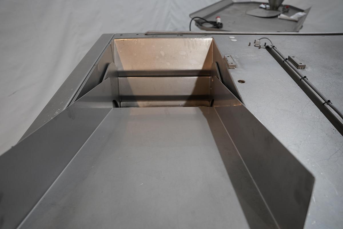 Gebruikt 2004 Rühle SR 3 Dicer