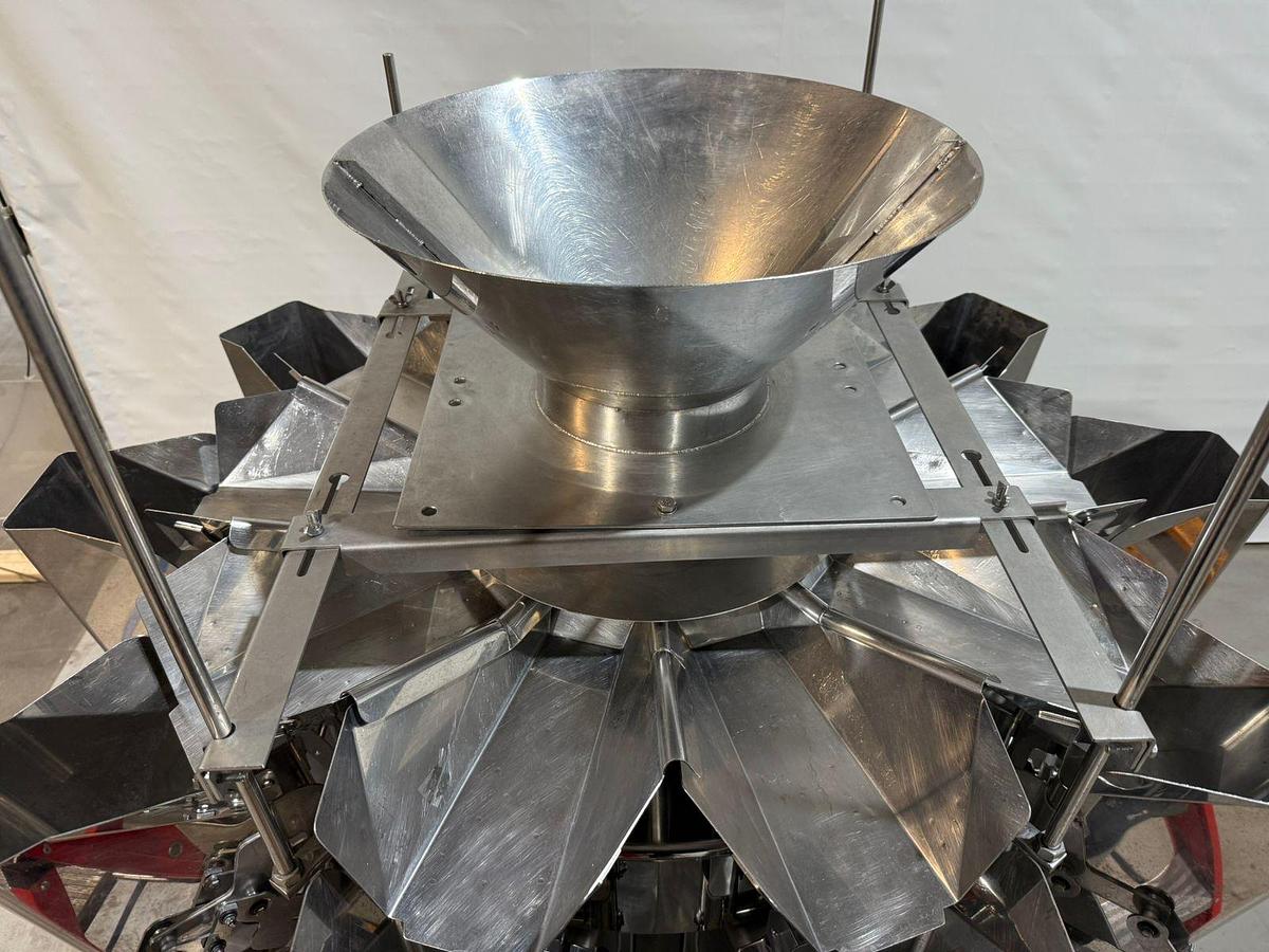 Gebruikt 2015 Ishida Multihead weger, CCW-RS-210W-1S/30-SS