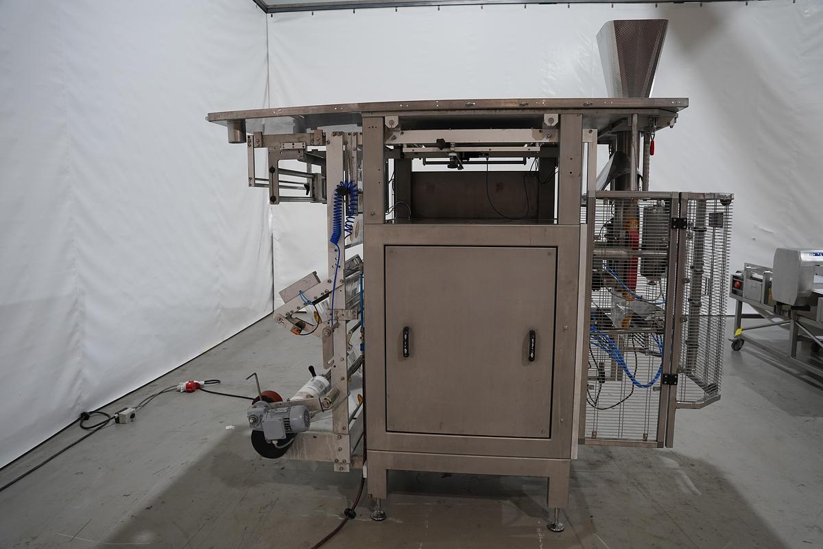 Gebruikt 2000 Innotech Verticale Verpakkingsmachine 3800 Swing