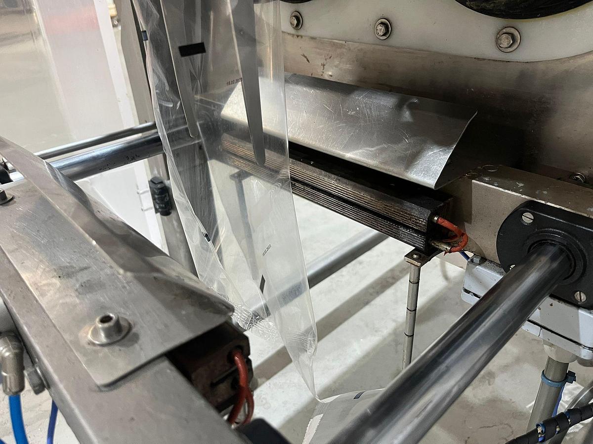 Used 2005 PFM spa Verticale Verpakkingsmachine ZENITH INOX