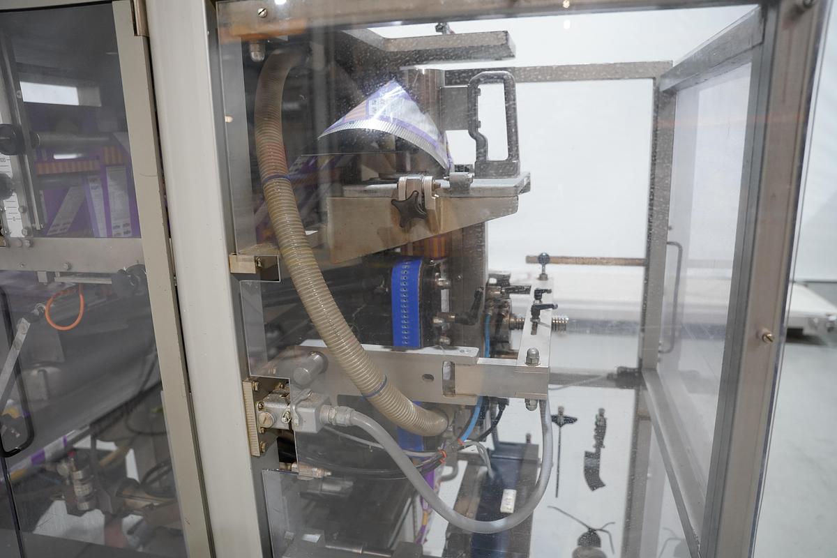 Gebruikt 1991 Bosch SVB 2500A verticale verpakkingsmachine