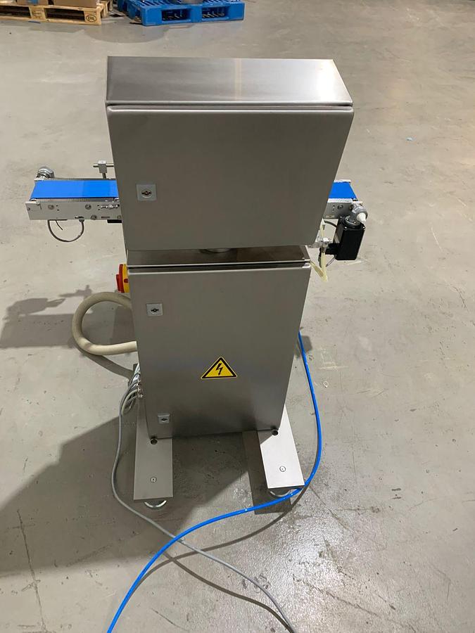 Gebruikt 2006 Bosch Checkweger, KWE 5000